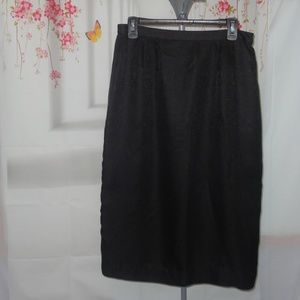 Adrianna Papell Pencil Skirt.            (121)